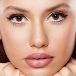 برداشتن خال و زوائد پوستی